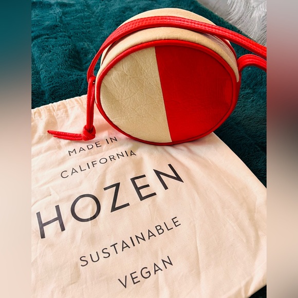 HOZEN LUXURY VEGAN CANTEEN BAG - NEVER USED - Picture 5 of 7
